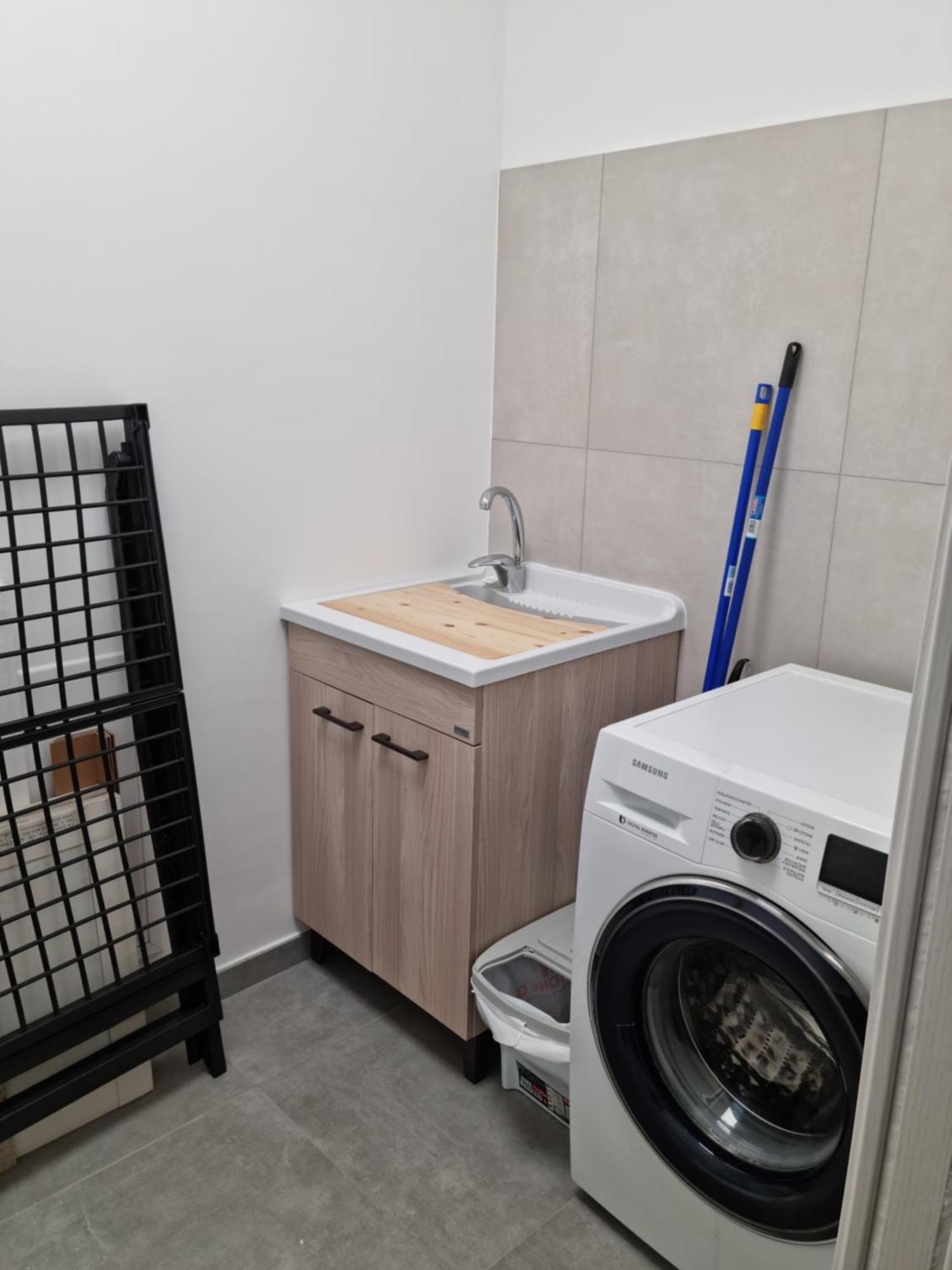 Kd Apartment, Accogliente, Moderno E Spazioso. Кастель-ди-Сангро Экстерьер фото